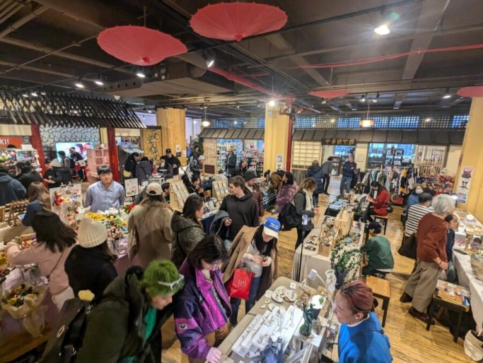 Japanese Valentine's Craft Market